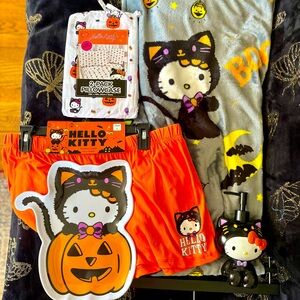 🆕 7PC HELLO KITTY HALLOWEEN CAT COSTUME BUNDLE Throw Pillowcases PJs Decor Pump